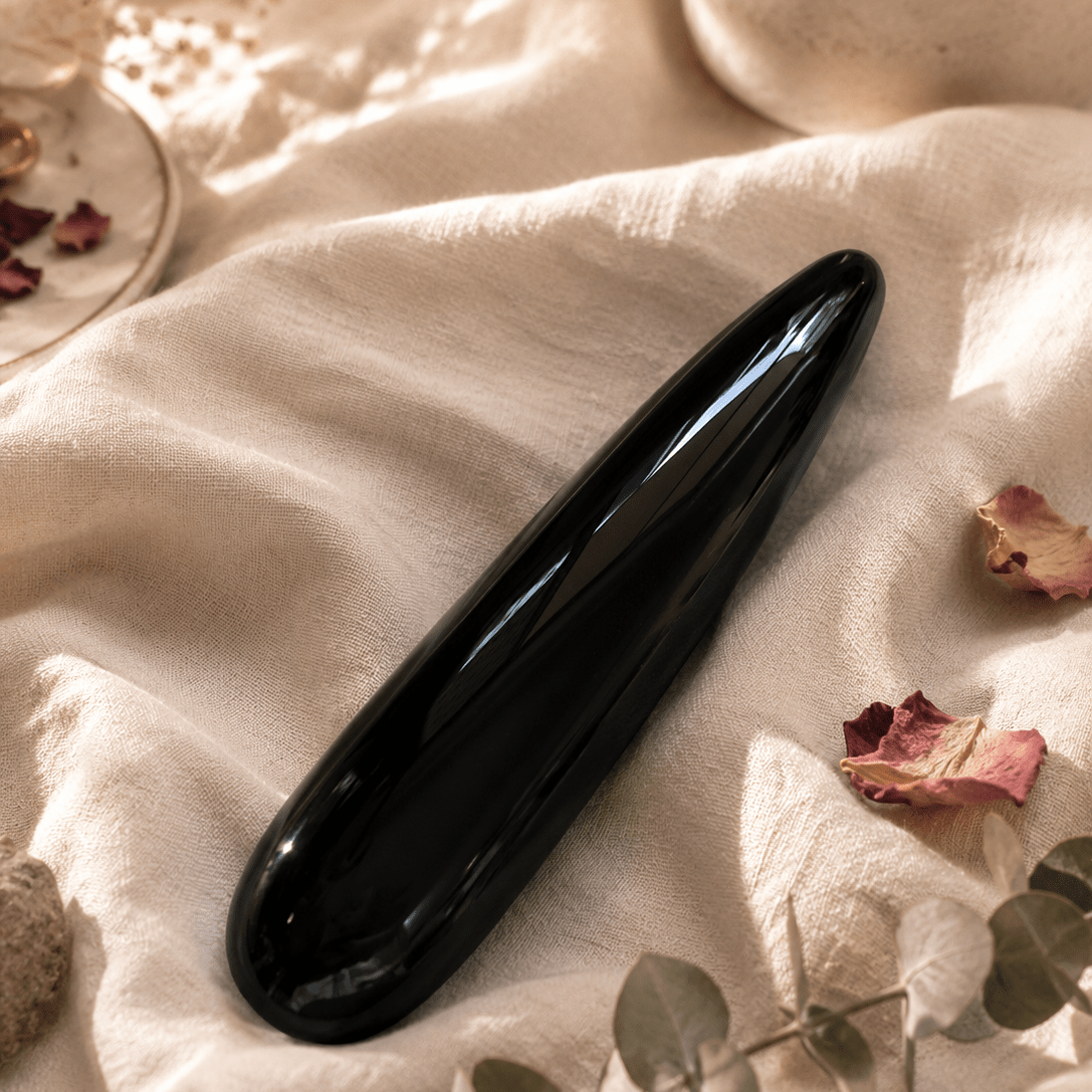 Love Stone Curve Crystal Wands - Yoni Wand